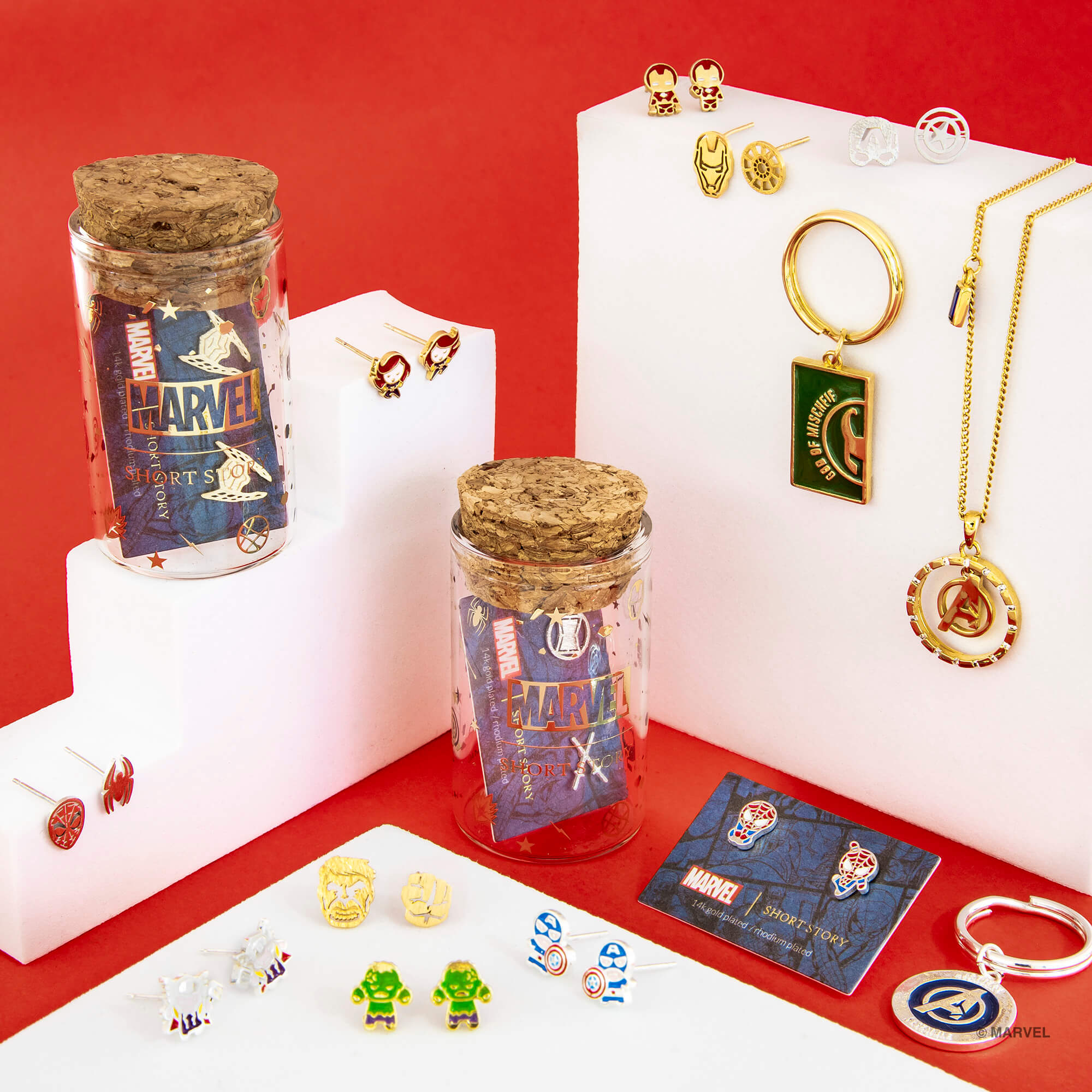 Marvel Necklace & Pet Charm Set Avengers