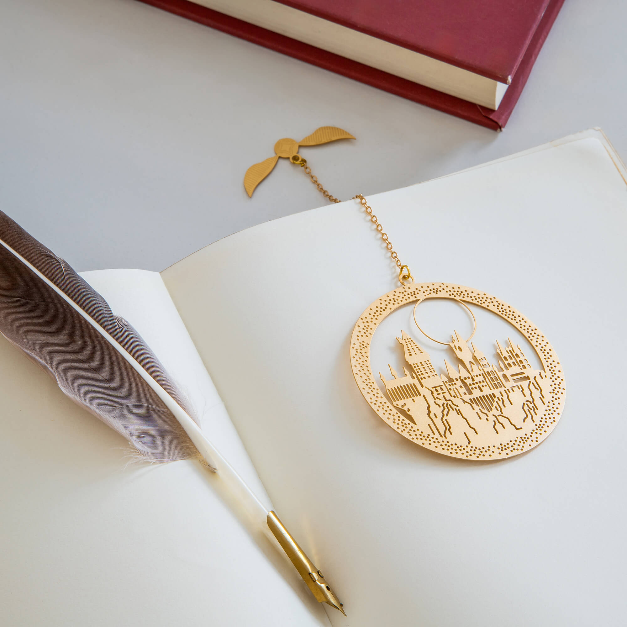 Harry Potter Gold Bookmark Hogwarts Castle