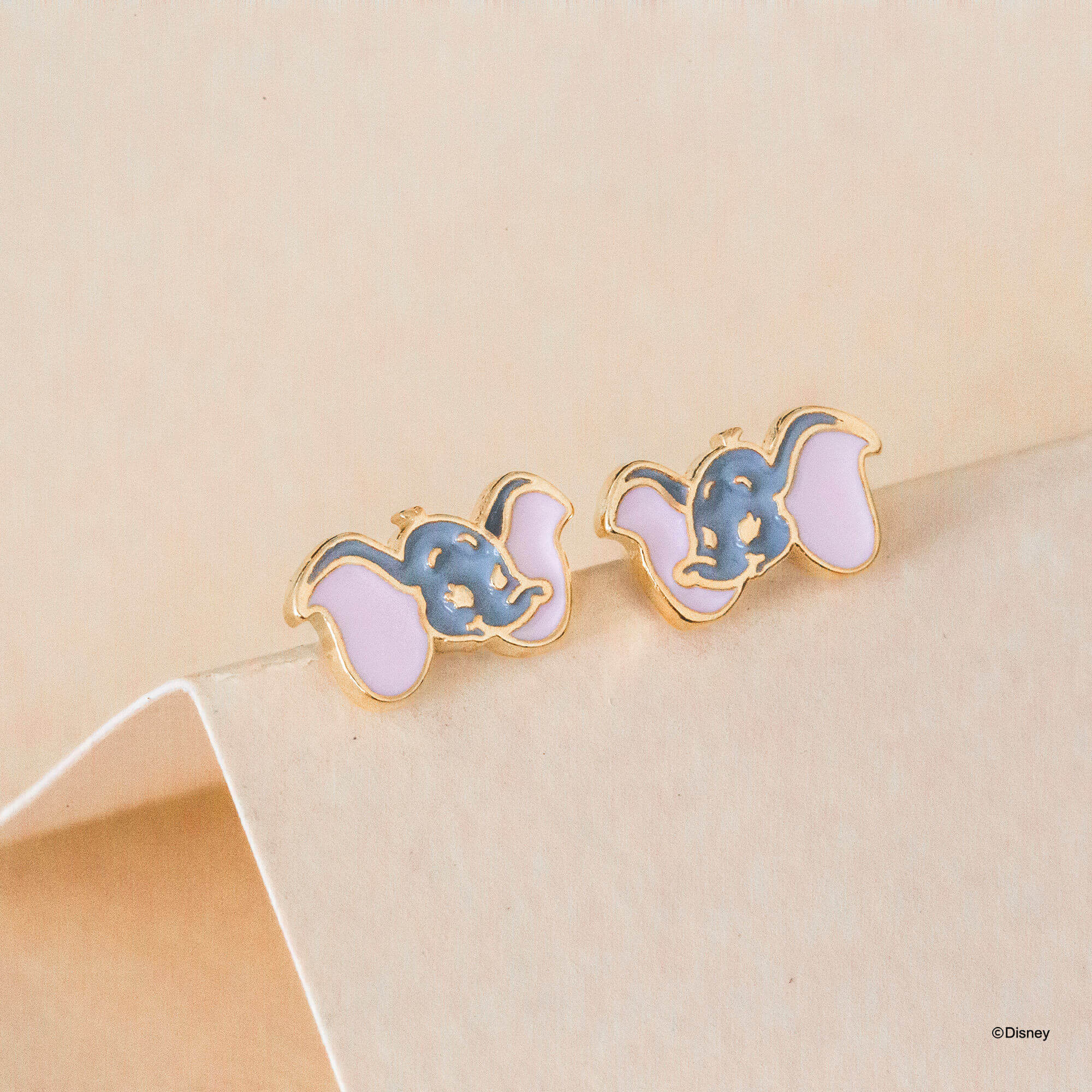 Disney Earring Epoxy Dumbo