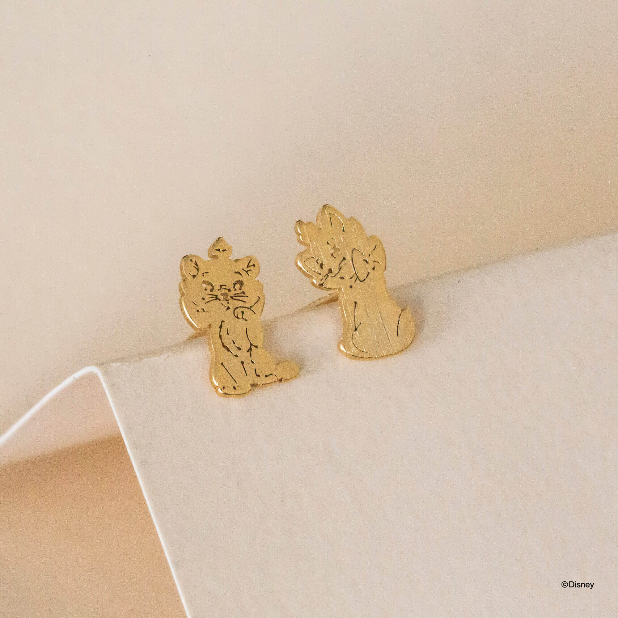 Disney Earring Marie