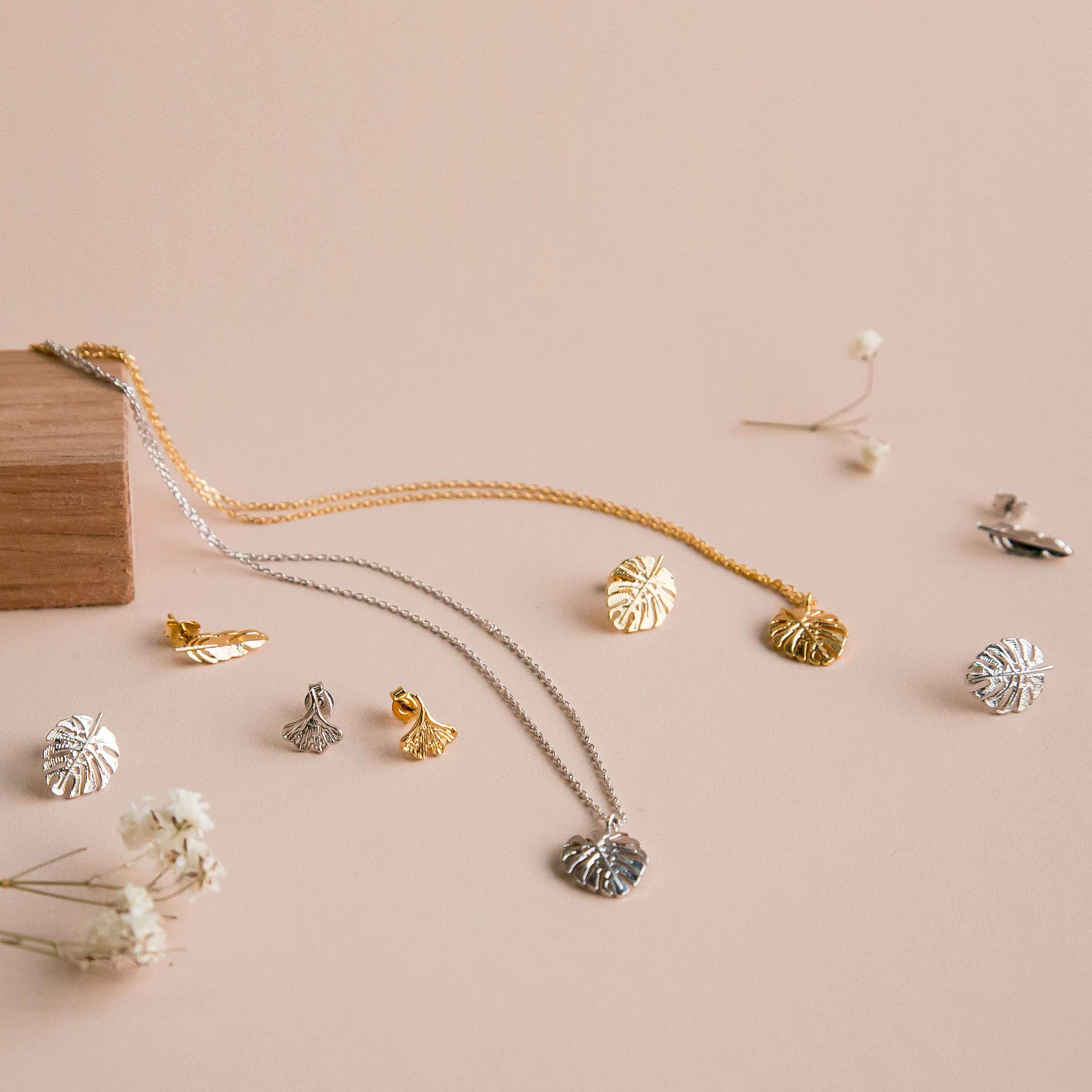Earring Monstera Leaf