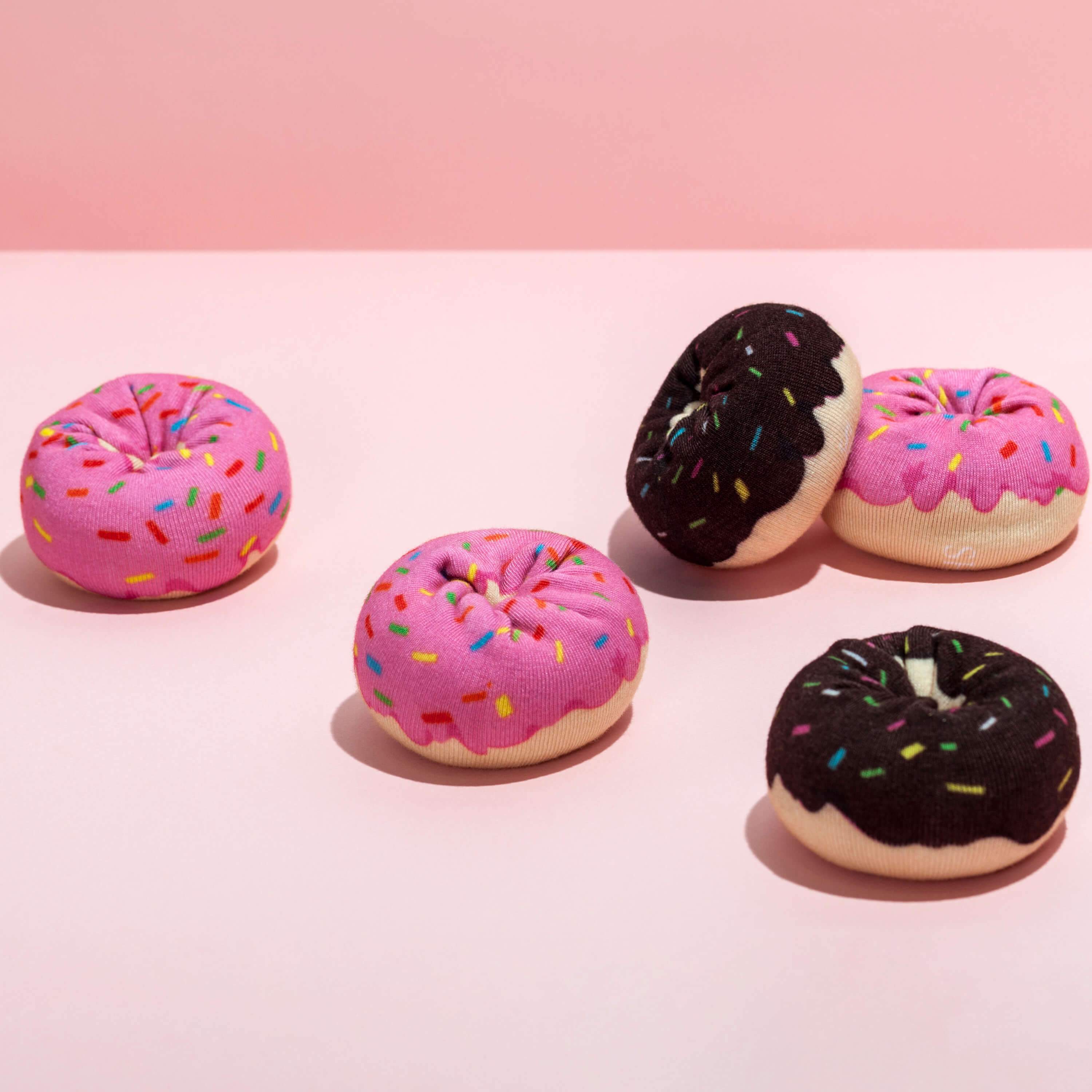 Doughnut Socks Strawberry