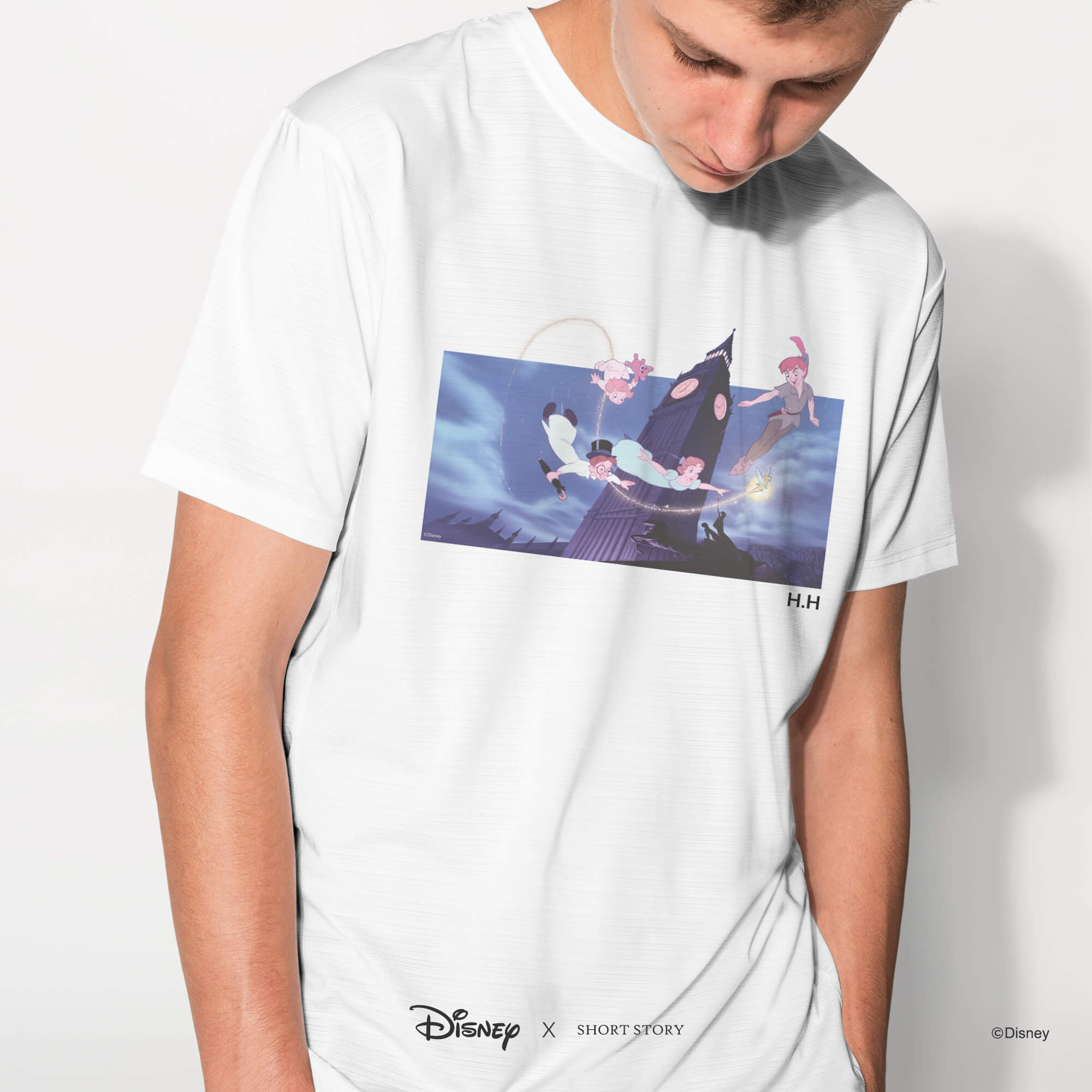 T-Shirt Print Tinker Bell Flying Over The Sky Scene
