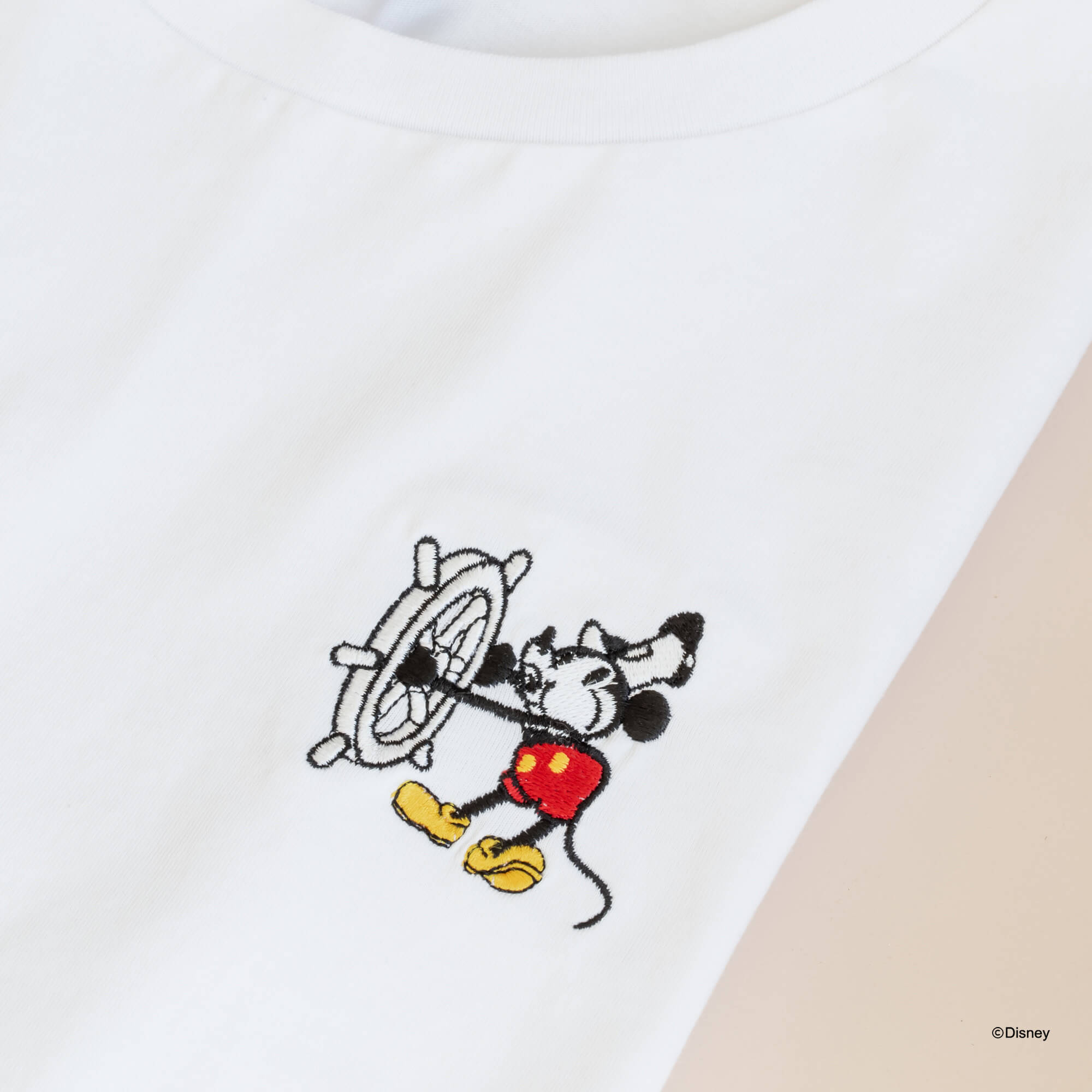 T-Shirt Embroidery Mickey Steamboat Willie