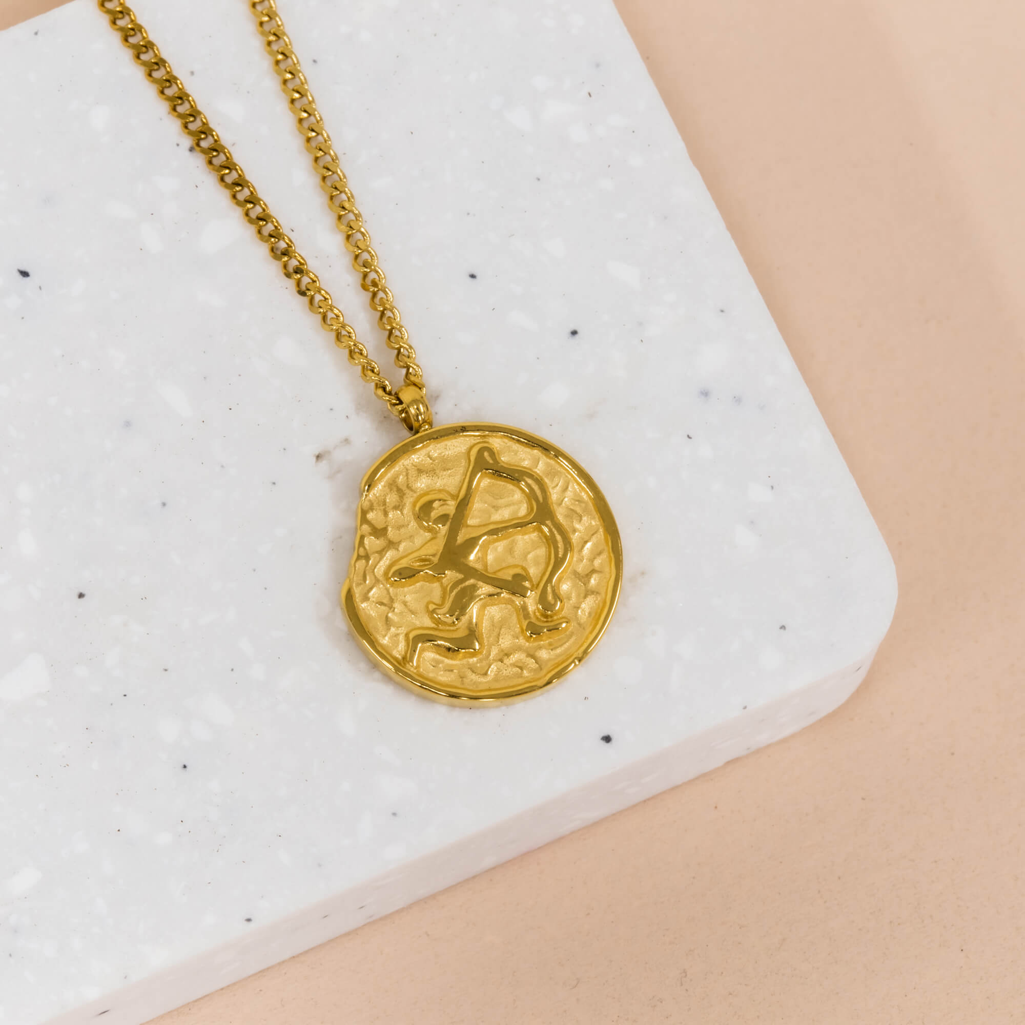 Necklace Medallion Sagitarius Gold *