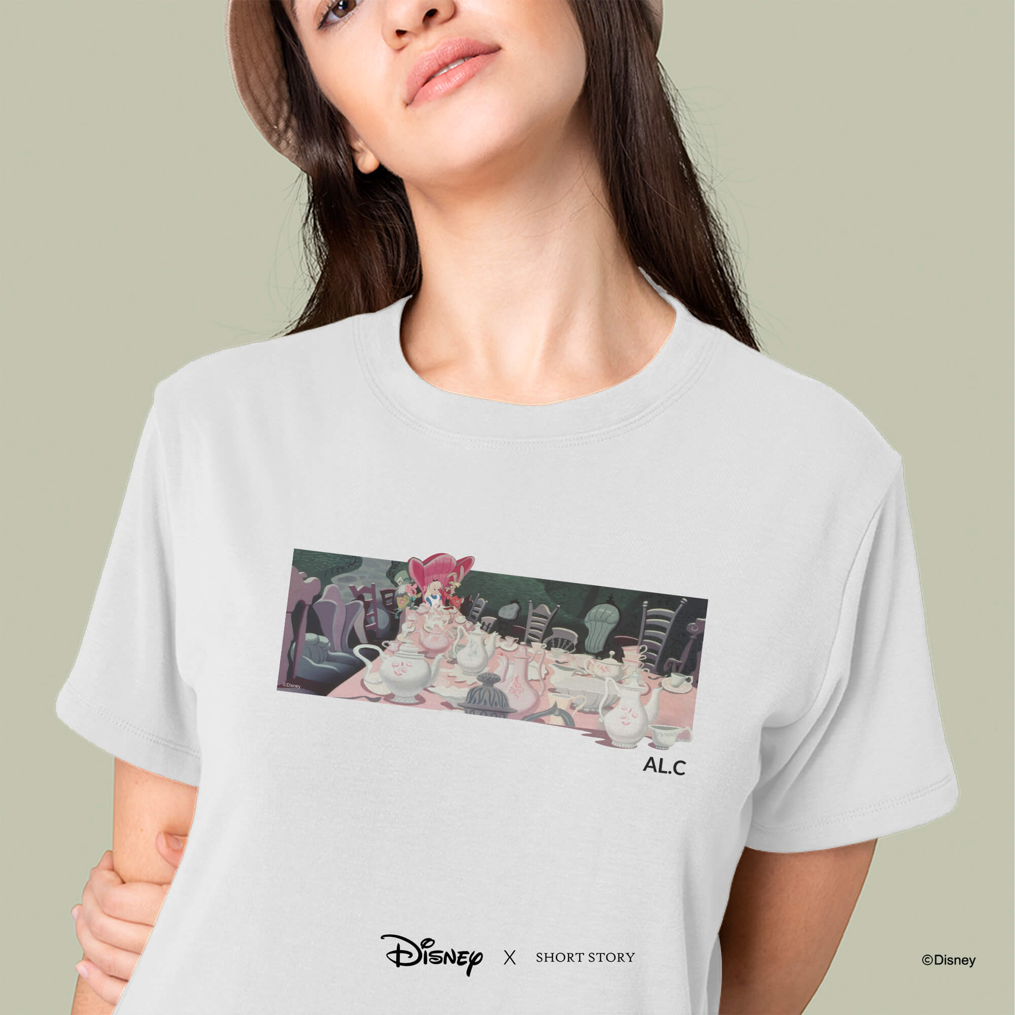 T-Shirt Print Alice in Wonderland Tea Party