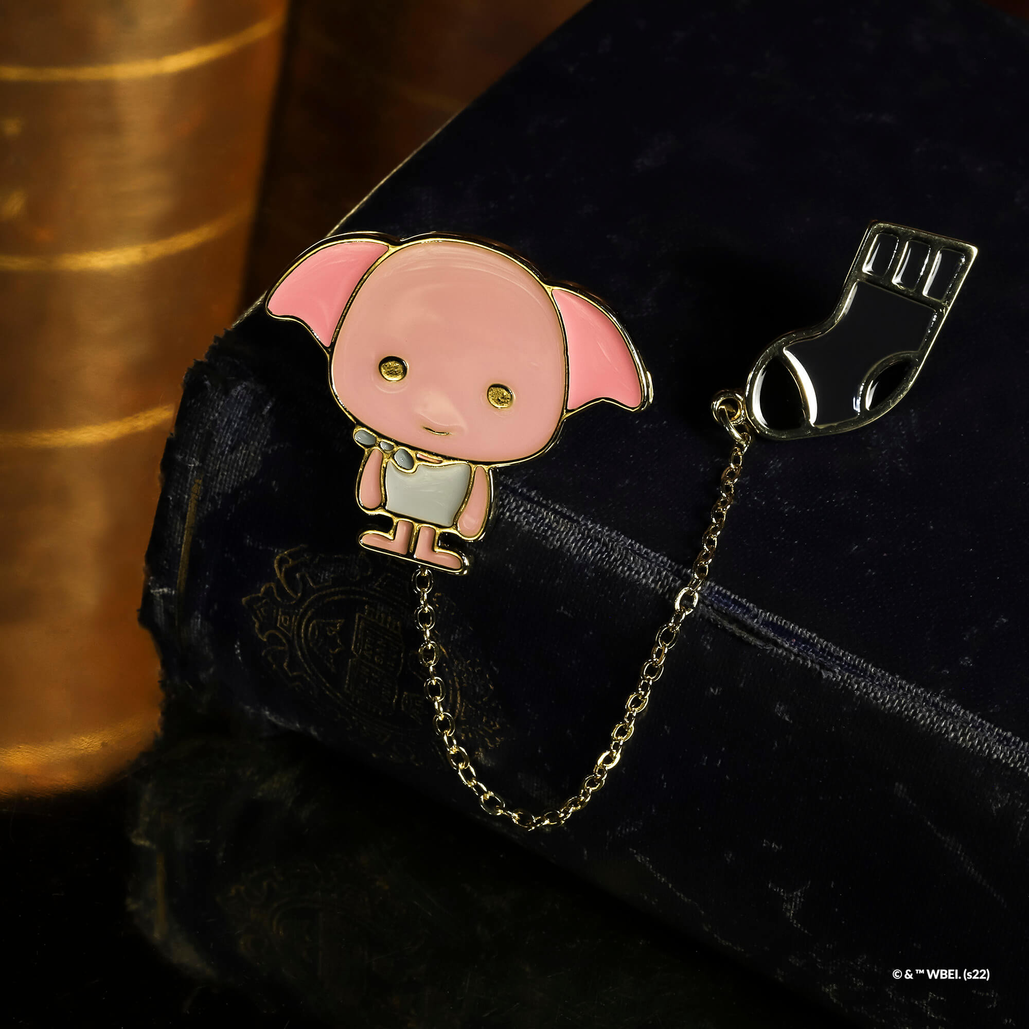 Harry Potter Enamel Pin Dobby &amp; Sock