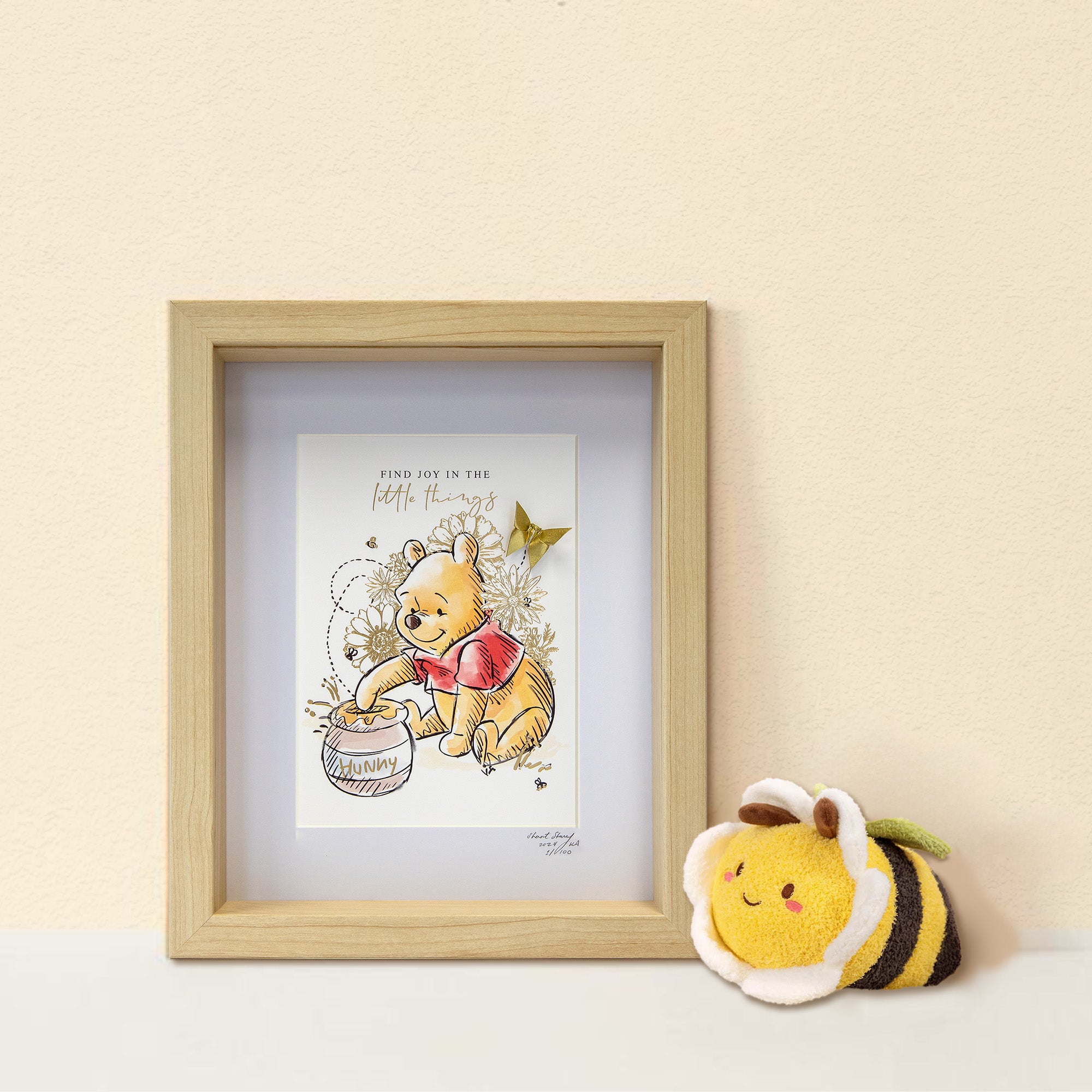 Disney Small Natural Frame Pooh