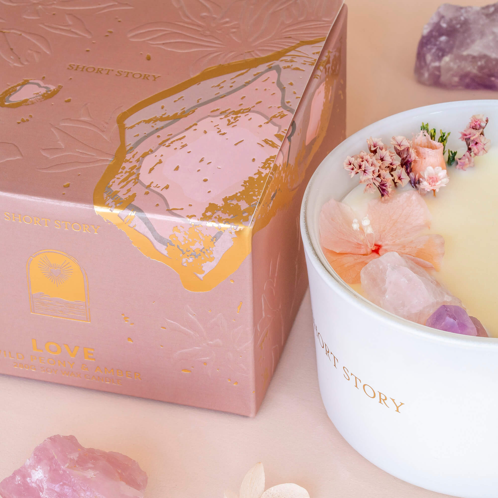 Floral Crystal Candle Love Wild Peony &amp; Amber