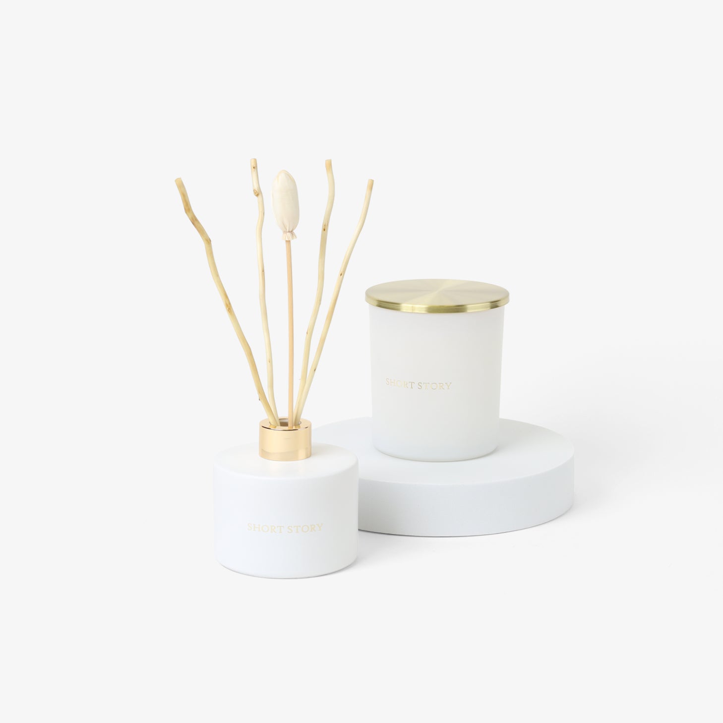 Signature Solstice – Peach, Berry & Vanilla Candle & Diffuser Pack