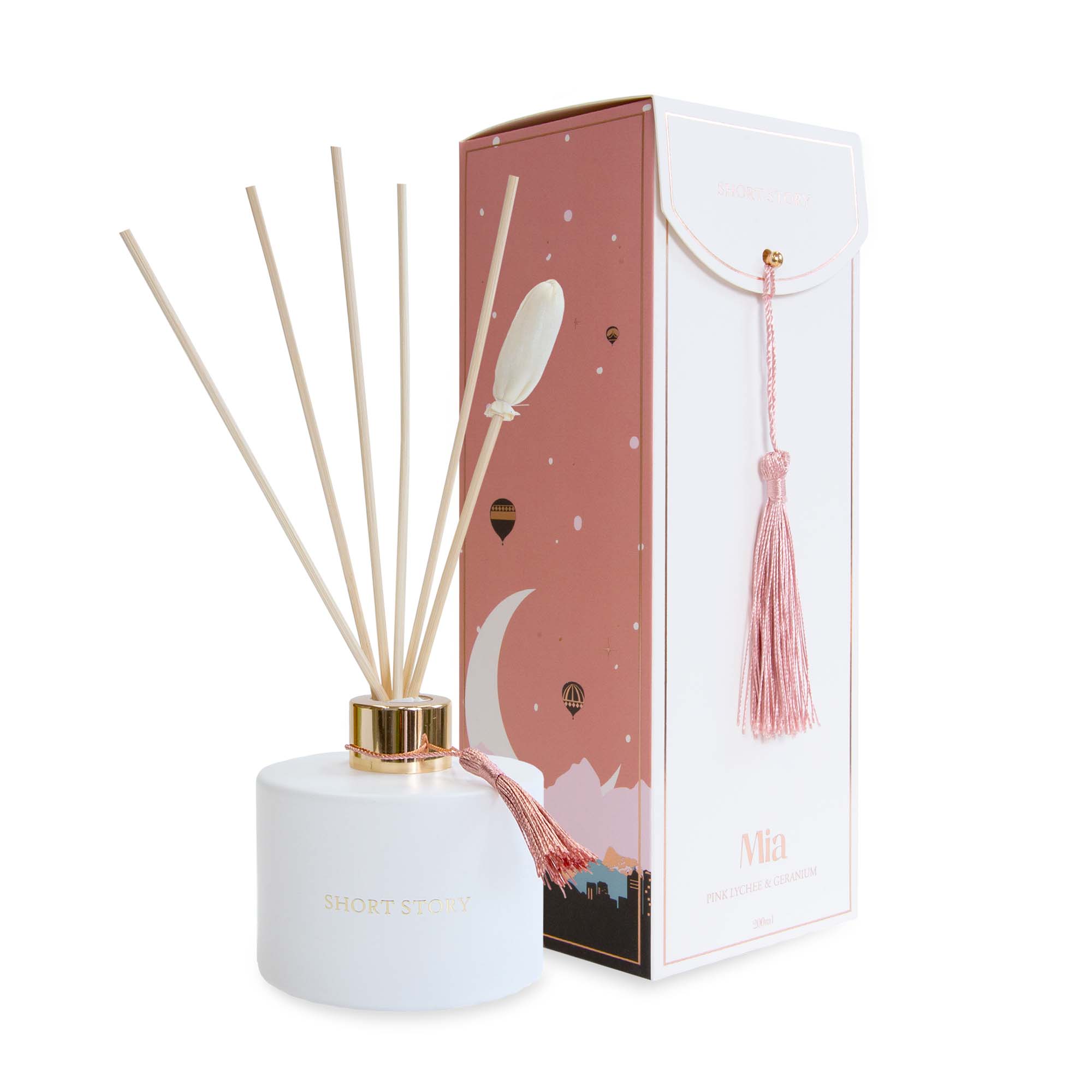 Signature Candle & Diffuser Pack – Short Story