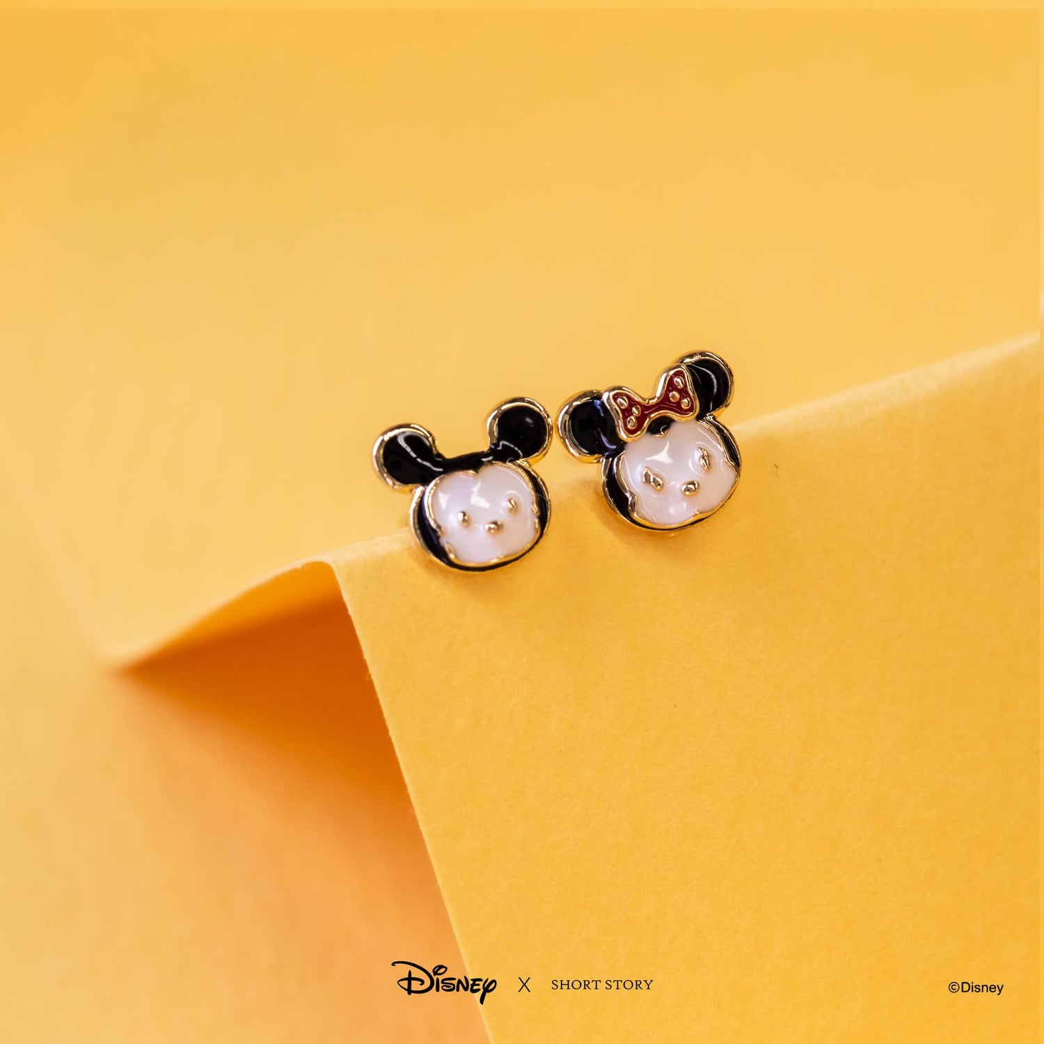 Disney Earring Epoxy Mickey &amp; Minnie
