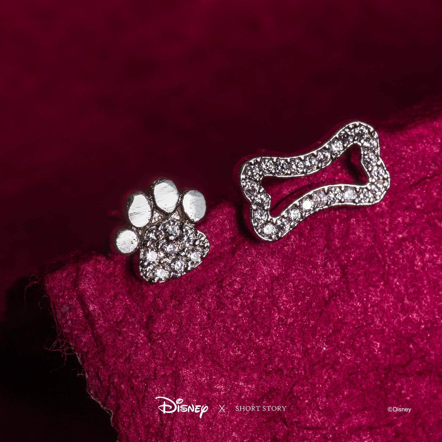 Disney Earring Diamante 101 Dalmations Paw and Bone