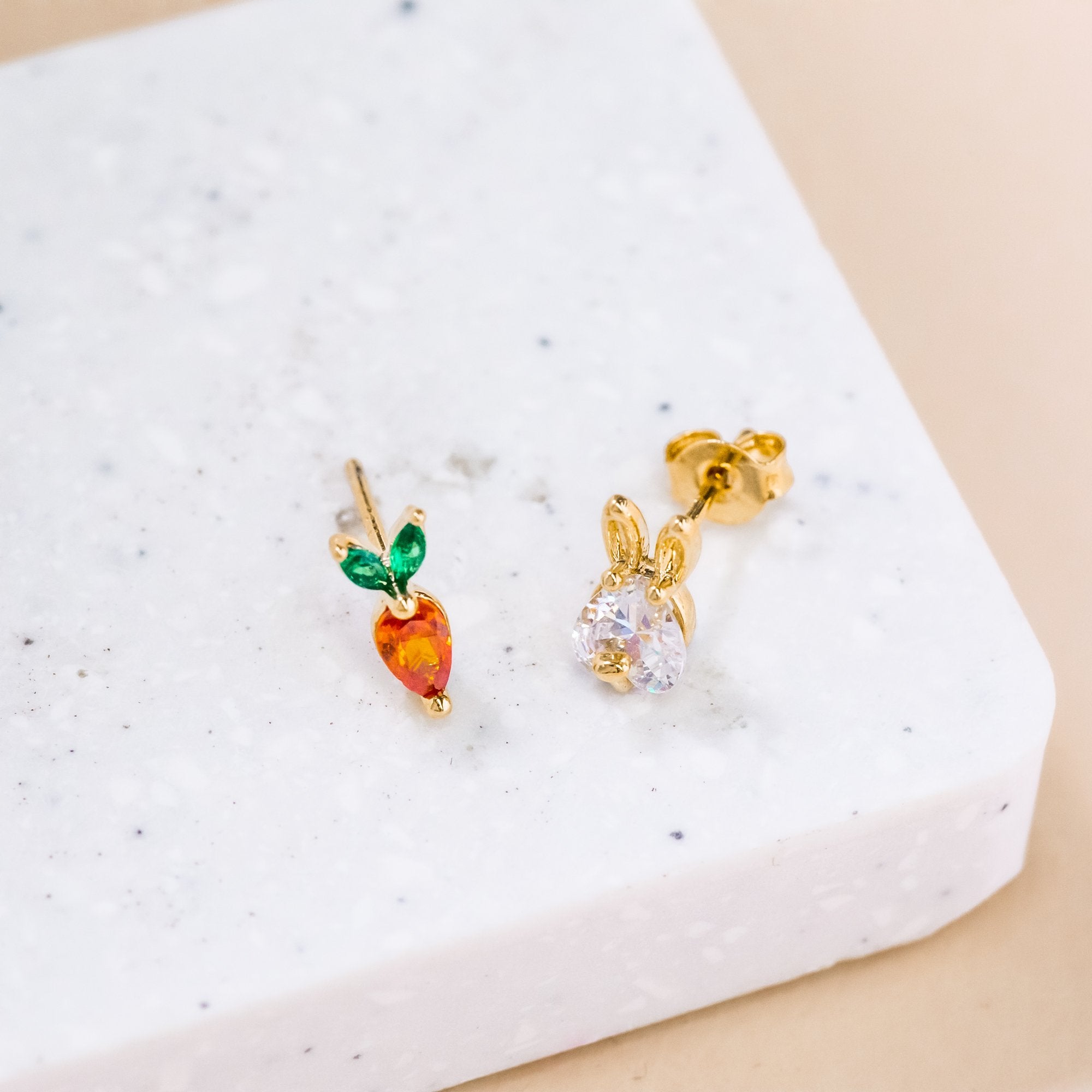 Earring Diamante Rabbit and Carrot